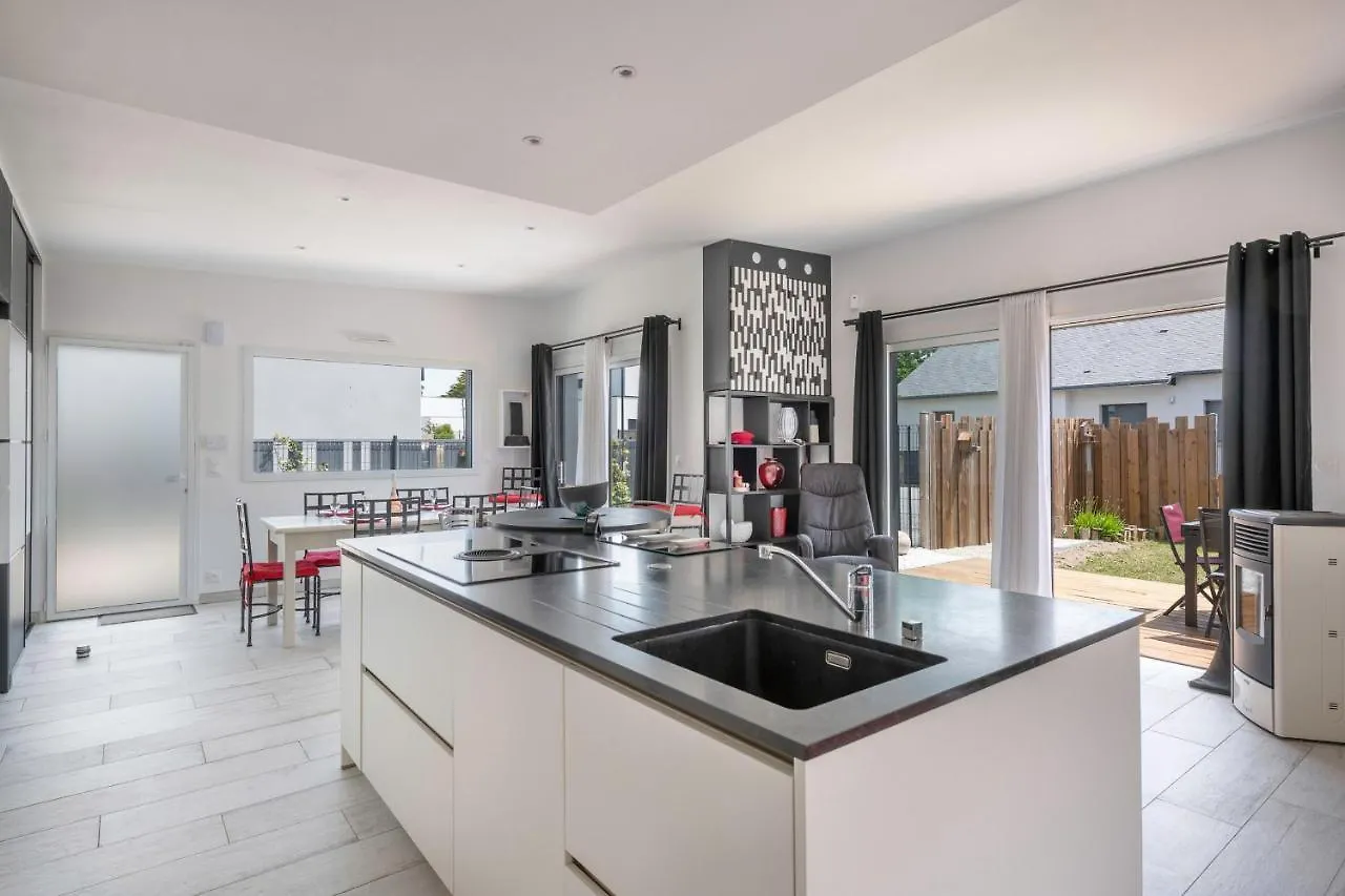 בית נופש הוילה Maison Moderne Pour 4 Personnes A סן-ג'ילדה-דה-רוס